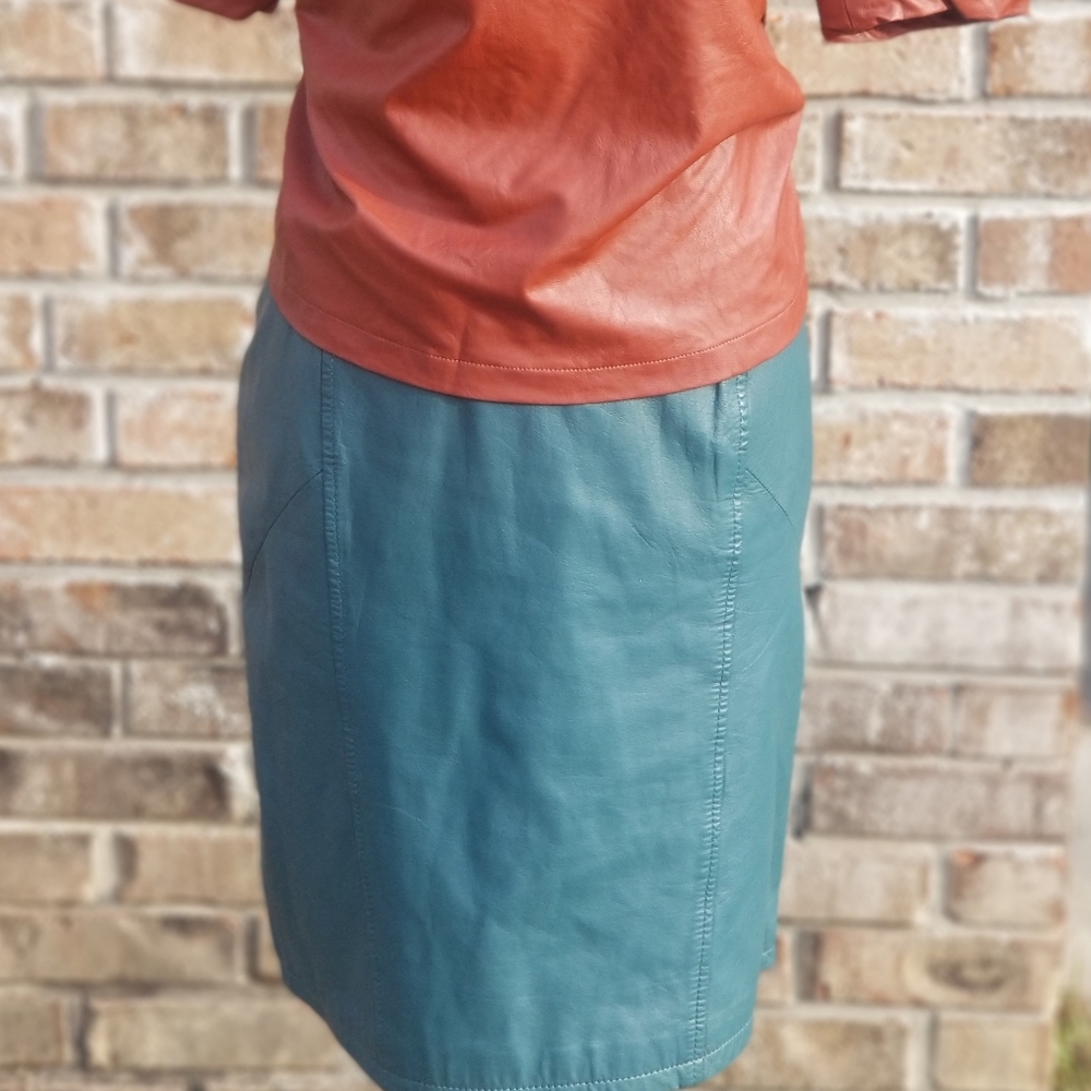 Leather skirt